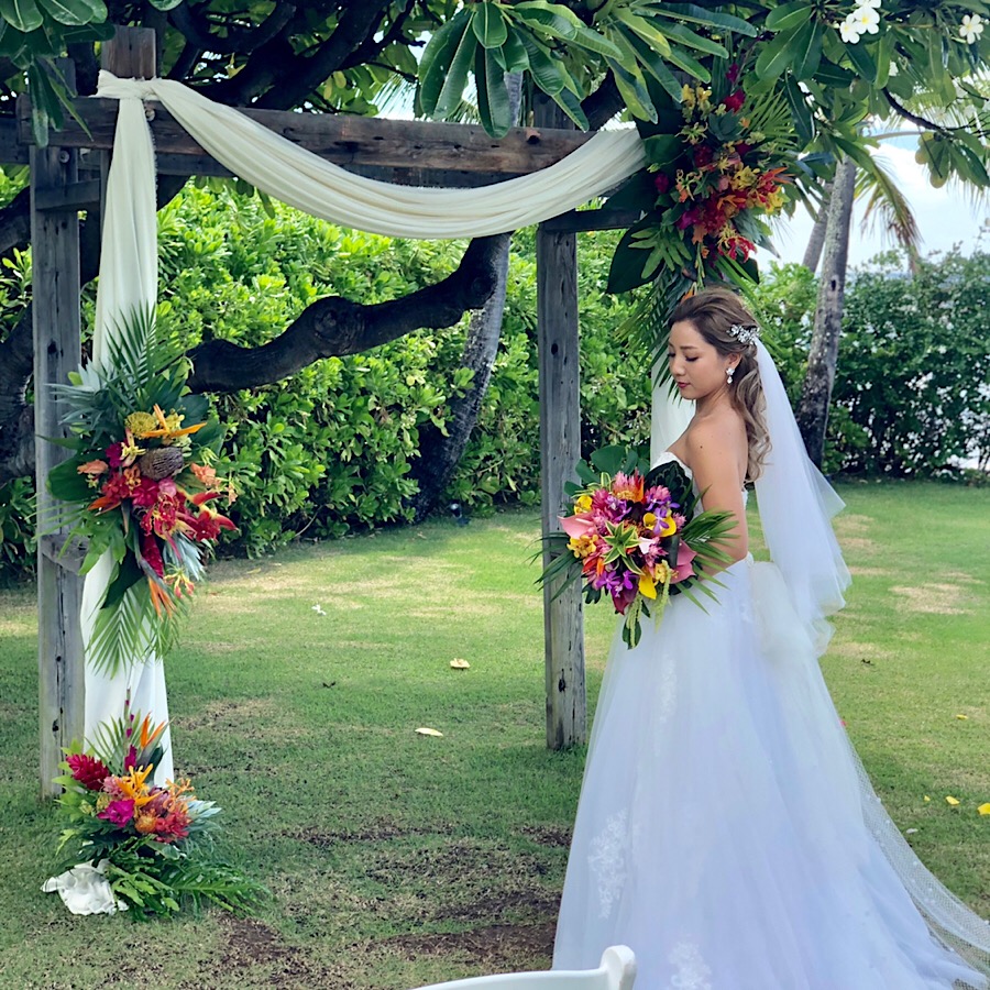 ハワイ挙式のアーチ装花 Blog 公式 Cheers Wedding チアーズウェディング ハワイウェディング 結婚式プロデュース